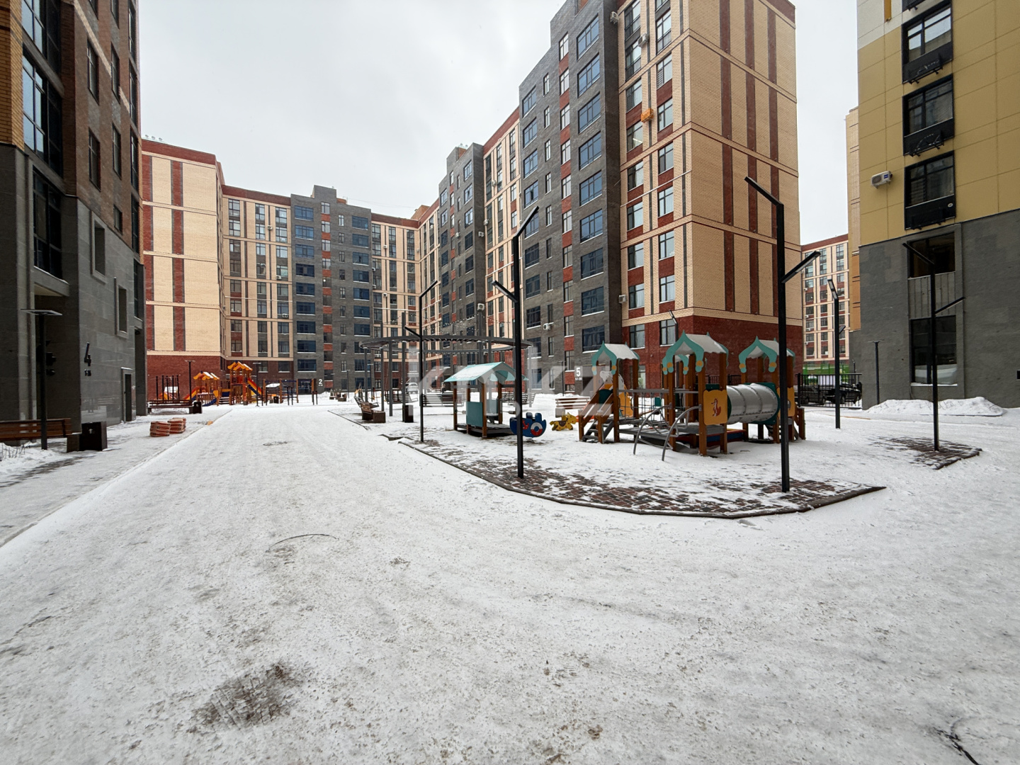 Продажа 2-комнатной квартиры, 70 м², ул. Букетова, дом  3 в Караганде - фото 21