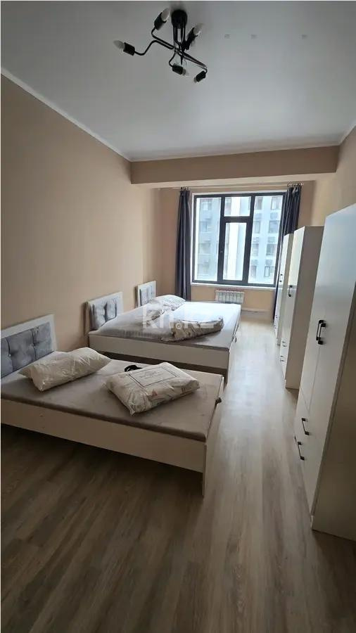 Продажа 2-комнатной квартиры, 70 м², ул. Варламова, дом  1/3а - Продажа квартир в Казахстане фото 1 из 2