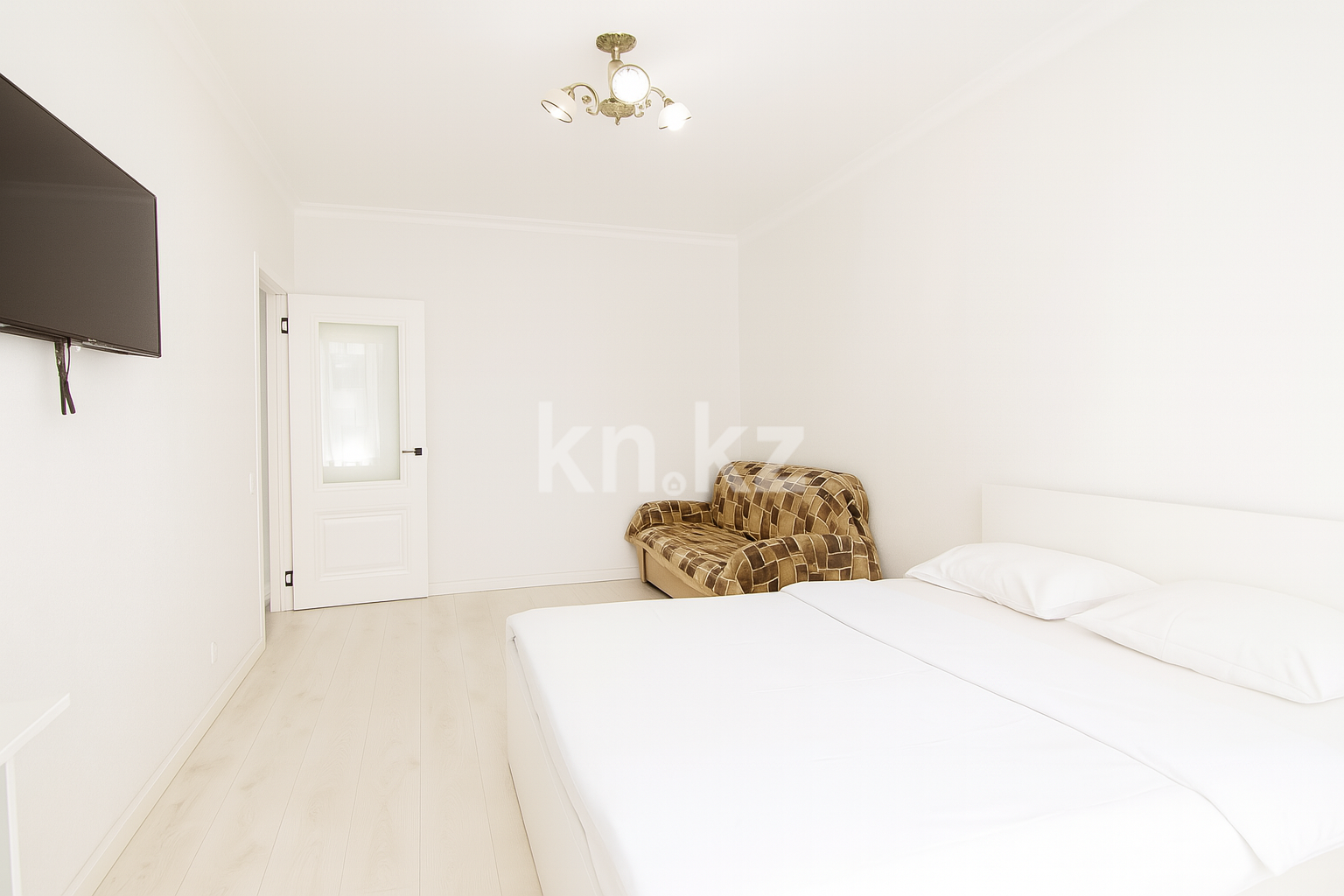 Аренда 1-комнатной квартиры посуточно, 45 м², пр. Кабанбай батыра, дом  38/3 - ул. Сыганак в Астане - фото 4