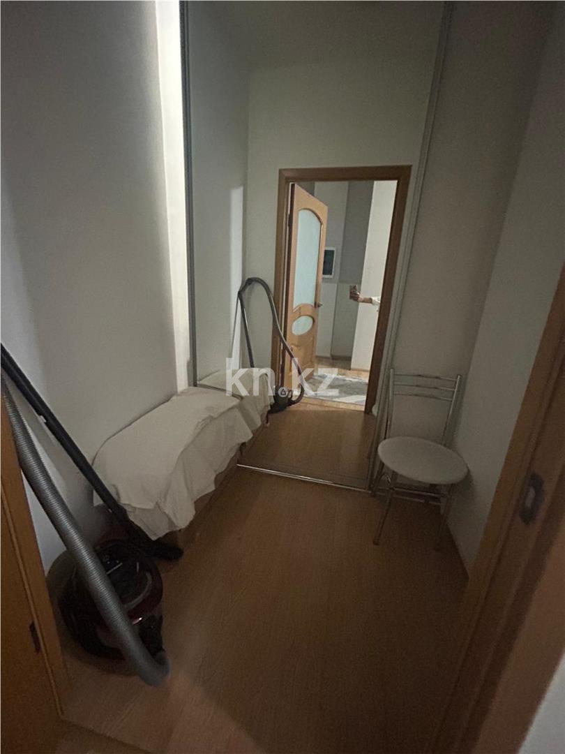 Продажа 3-комнатной квартиры, 100.2 м², ул. Достык в Астане - фото 13