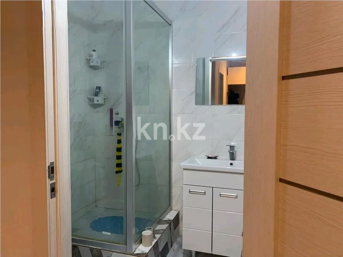 Продажа 1-комнатной квартиры, 37 м², ул. Омарова, дом  27 в Астане - фото 3