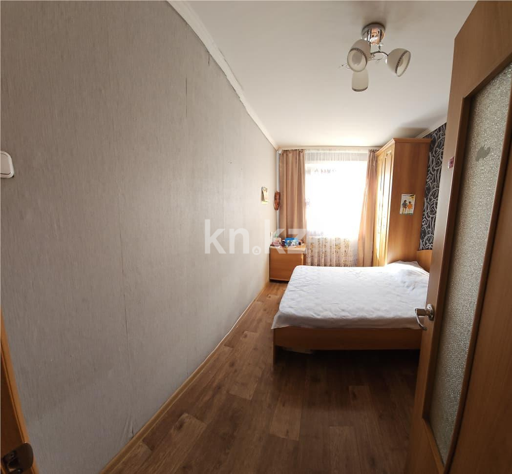 Продажа 4-комнатной квартиры, 61 м², мкр-н 11а в Караганде - фото 2