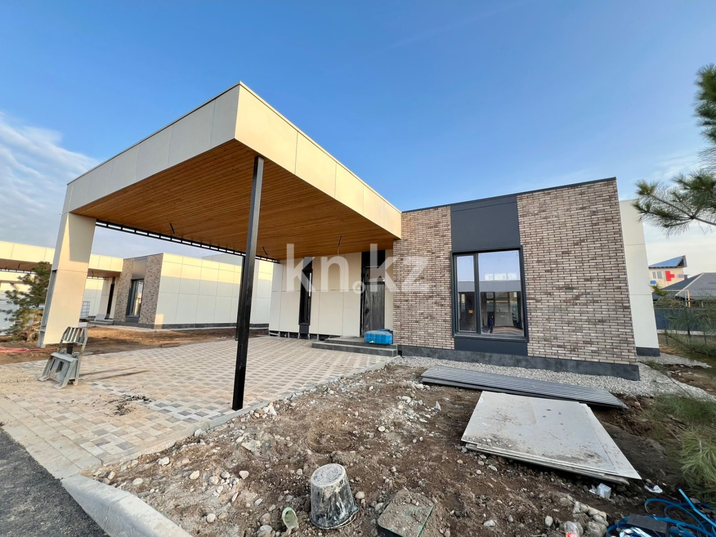 Продажа 3-комнатного дома, 201 м², ул. Новостройка - Продажа квартир в Алматы фото 10 из 19