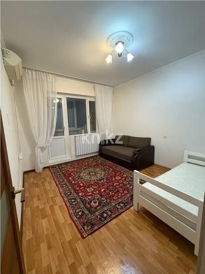 Продажа 1-комнатной квартиры, 37 м², мкр-н Аксай-5, дом  8 - Продажа квартир в Алматы фото 1 из 4