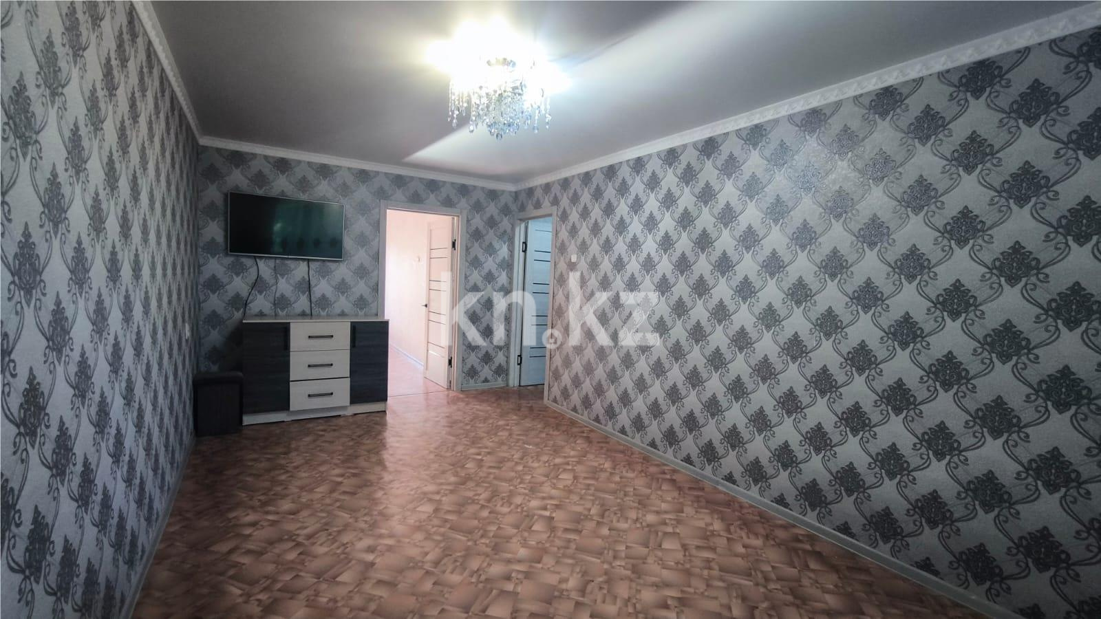 Продажа 2-комнатной квартиры, 44 м², ул. 6-й мик-н в Темиртау - фото 2