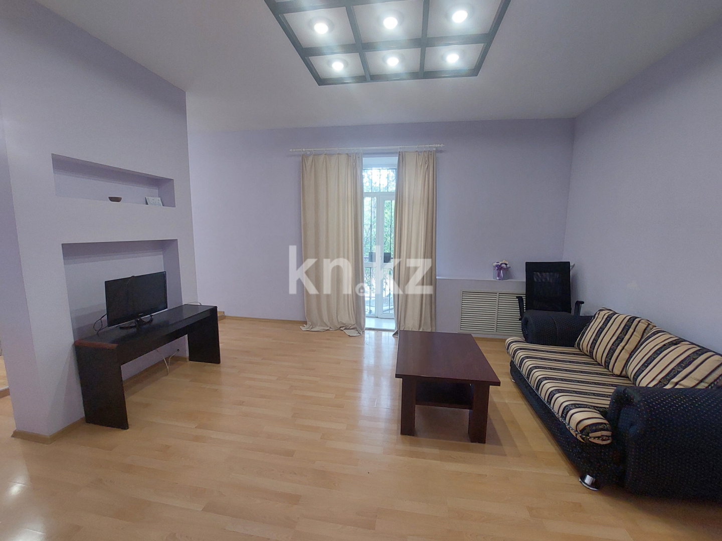 Продажа 2-комнатной квартиры, 57 м², ул. Аханова (Театральная), дом  54 в Караганде