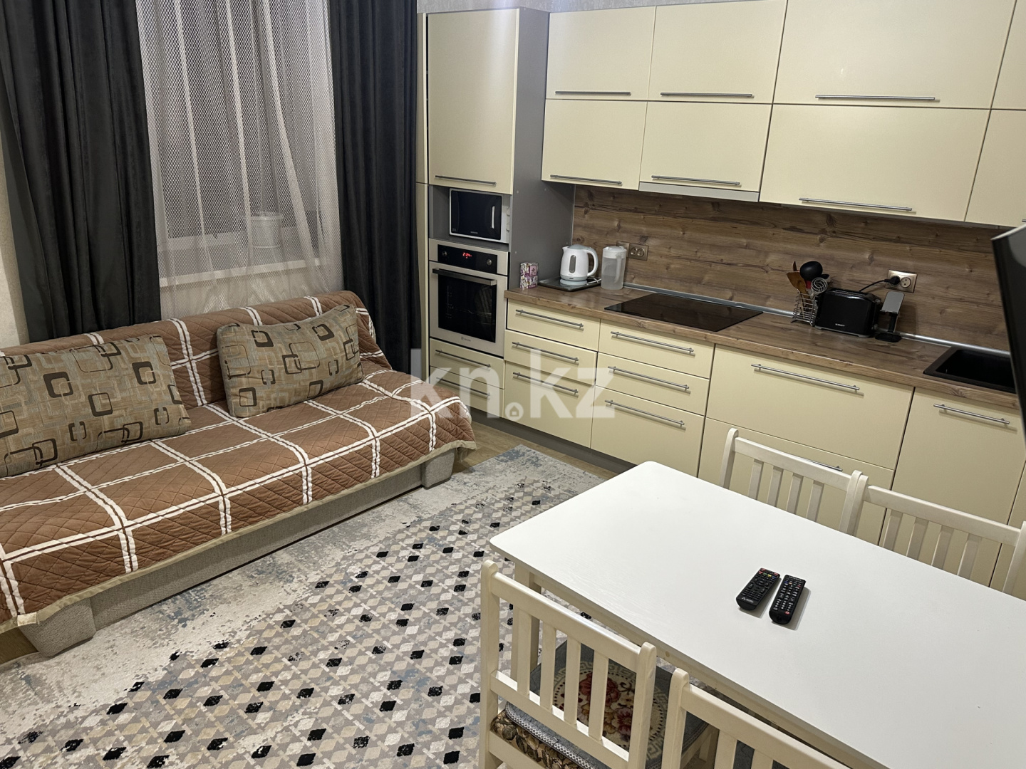 Продажа 2-комнатной квартиры, 69 м², ул. Жамбыла Жабаева, дом  44/2 - Продажа квартир в Петропавловске фото 1 из 12