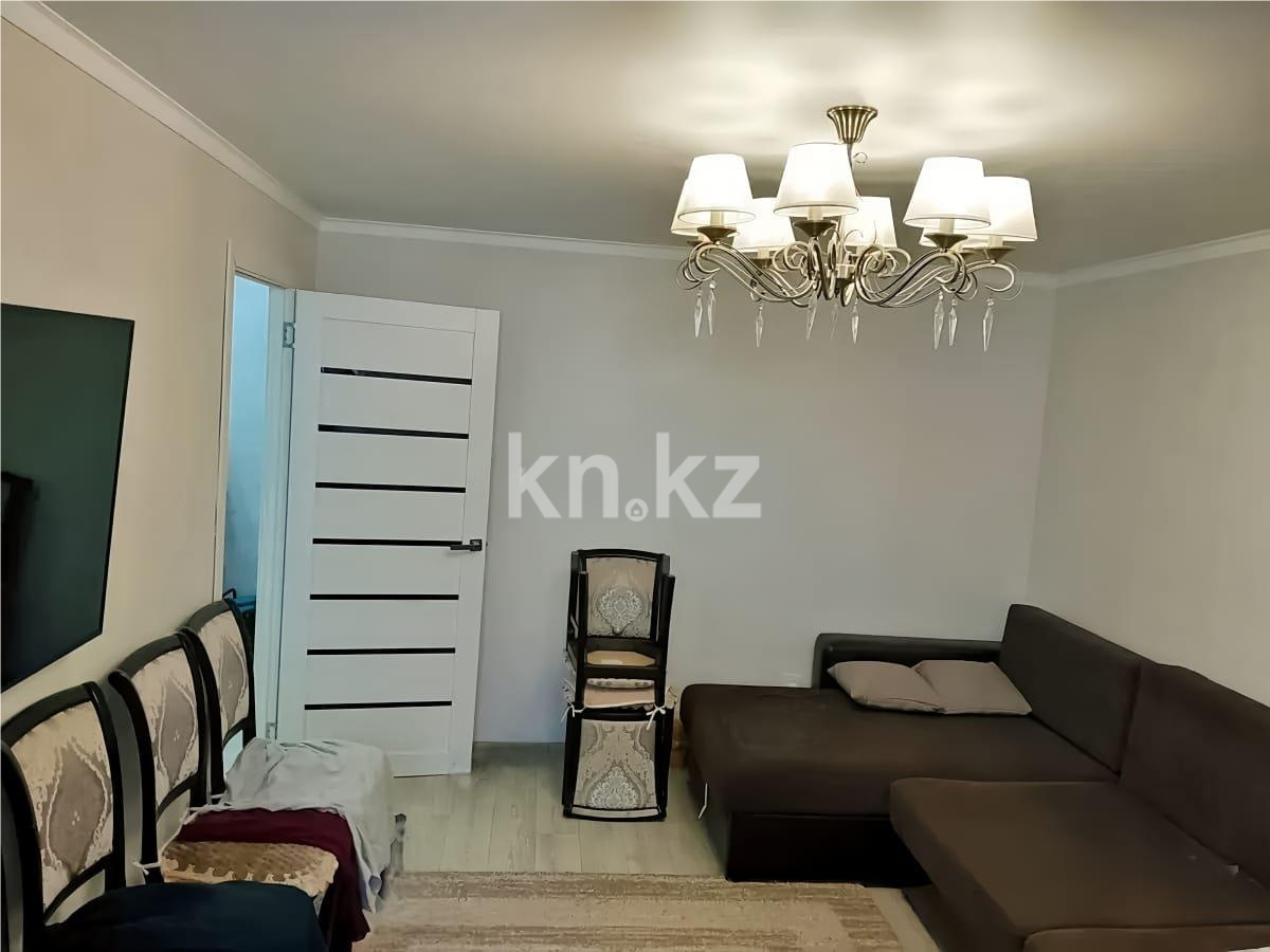 Продажа 3-комнатной квартиры, 65 м², мкр-н Мамраева (Восток-5), дом  3 - Продажа квартир в Караганде фото 2 из 9