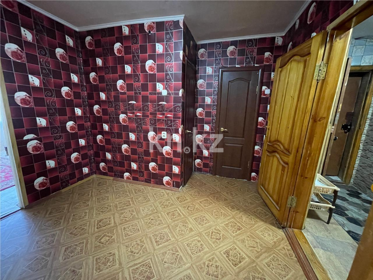 Продажа 2-комнатной квартиры, 57 м², ул. Сатыбалдина в Караганде - фото 10