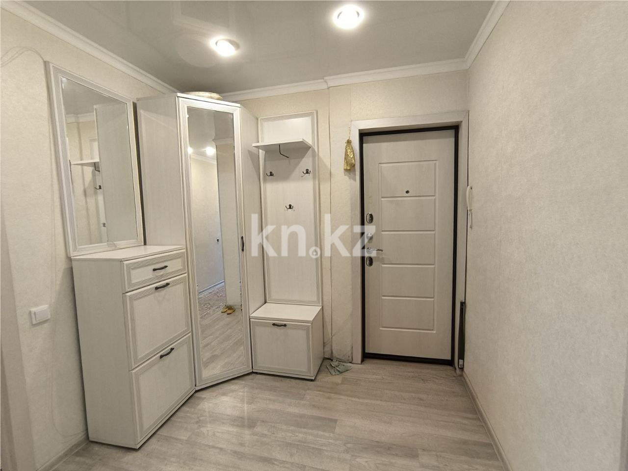 Продажа 3-комнатной квартиры, 62 м², ул. Муканова - Продажа  трехкомнатных квартир в Караганде фото 11 из 14