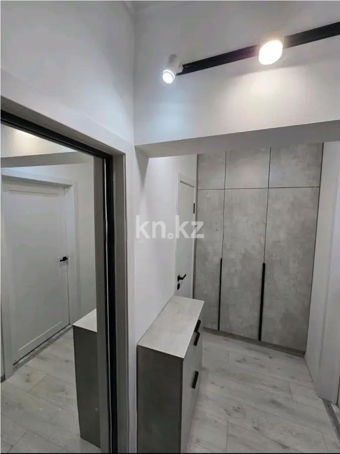 Продажа 1-комнатной квартиры, 38 м², мкр-н Аксай-5, дом  5 - Продажа квартир в Алматы без посредников с фото фото 4 из 4