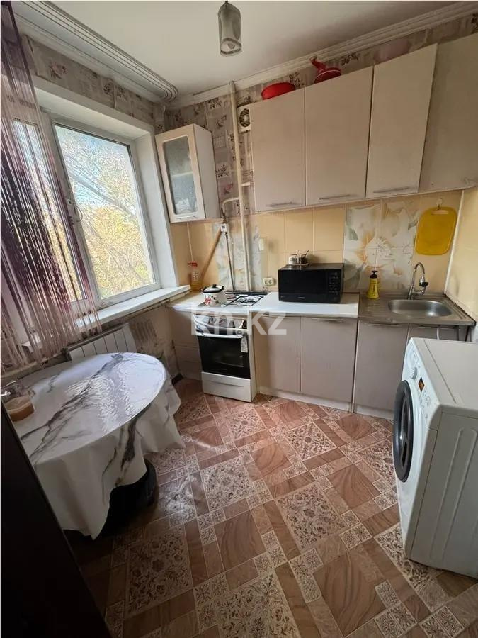 Продажа 3-комнатной квартиры, 55 м², ул. Дюсембекова, дом  63 - Продажа  трехкомнатных квартир в Караганде фото 4 из 7