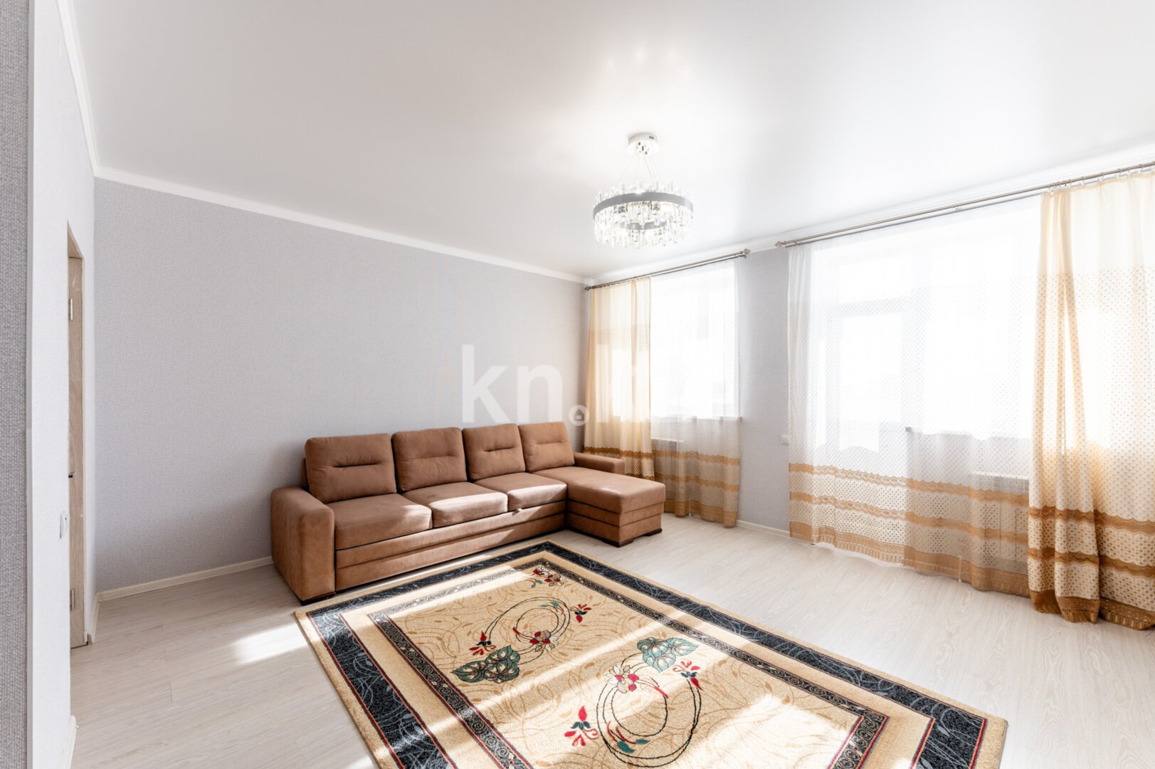 Продажа 3-комнатной квартиры, 77.2 м² в Астане - фото 2