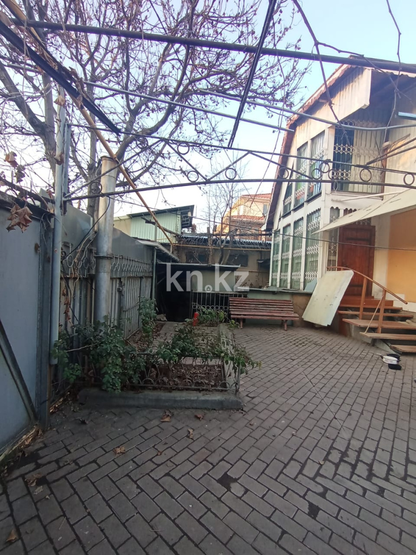 Продажа 5-комнатного дома, 200 м² - Продажа недвижимости в Алматы фото 2 из 25