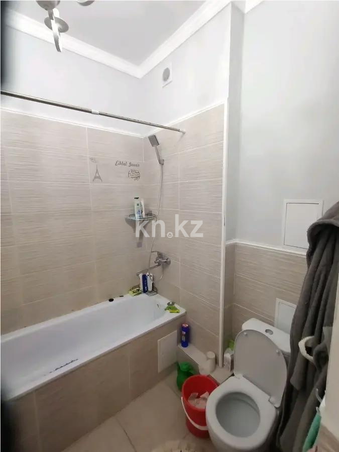 Продажа 2-комнатной квартиры, 65 м², ул. Нажимеденова, дом  34 в Астане - фото 4