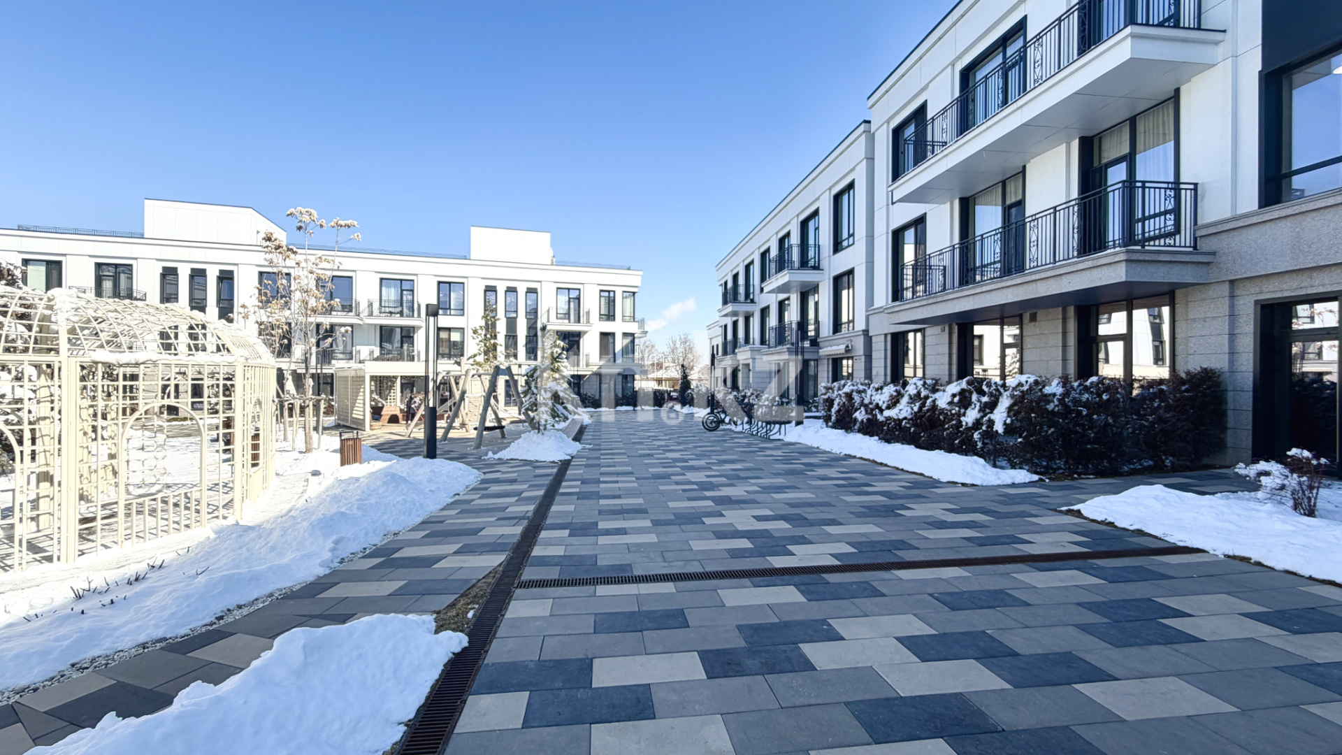 Продажа 3-комнатной квартиры, 82.1 м² в Алматы - фото 2