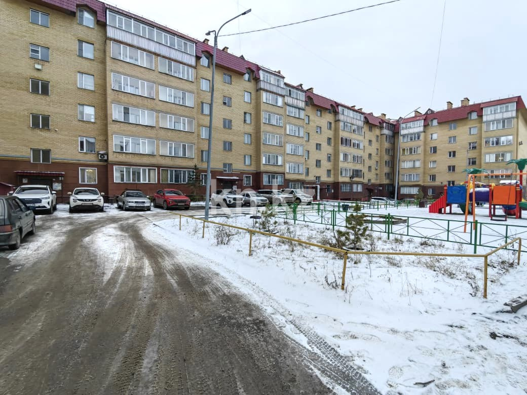 Продажа 4-комнатной квартиры, 143 м², мкр. Голубые Пруды, дом  5/4 - Продажа квартир в Караганде с фото фото 35 из 36