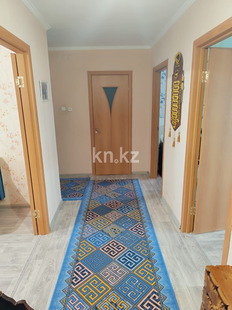 Продажа 3-комнатной квартиры, 72.8 м² - Продажа жилой и коммерческой недвижимости в Уральске фото 8 из 11