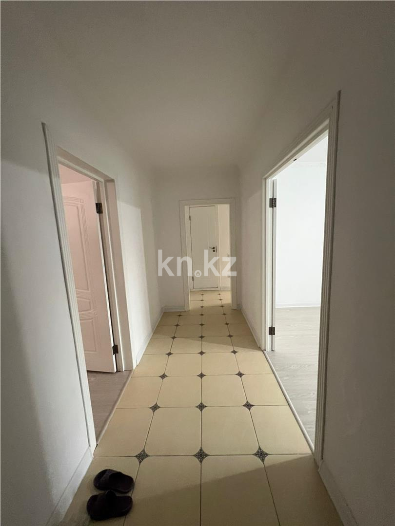 Продажа 3-комнатной квартиры, 72 м², мкр-н Степной-2 - Продажа  трехкомнатных квартир в Караганде фото 10 из 13