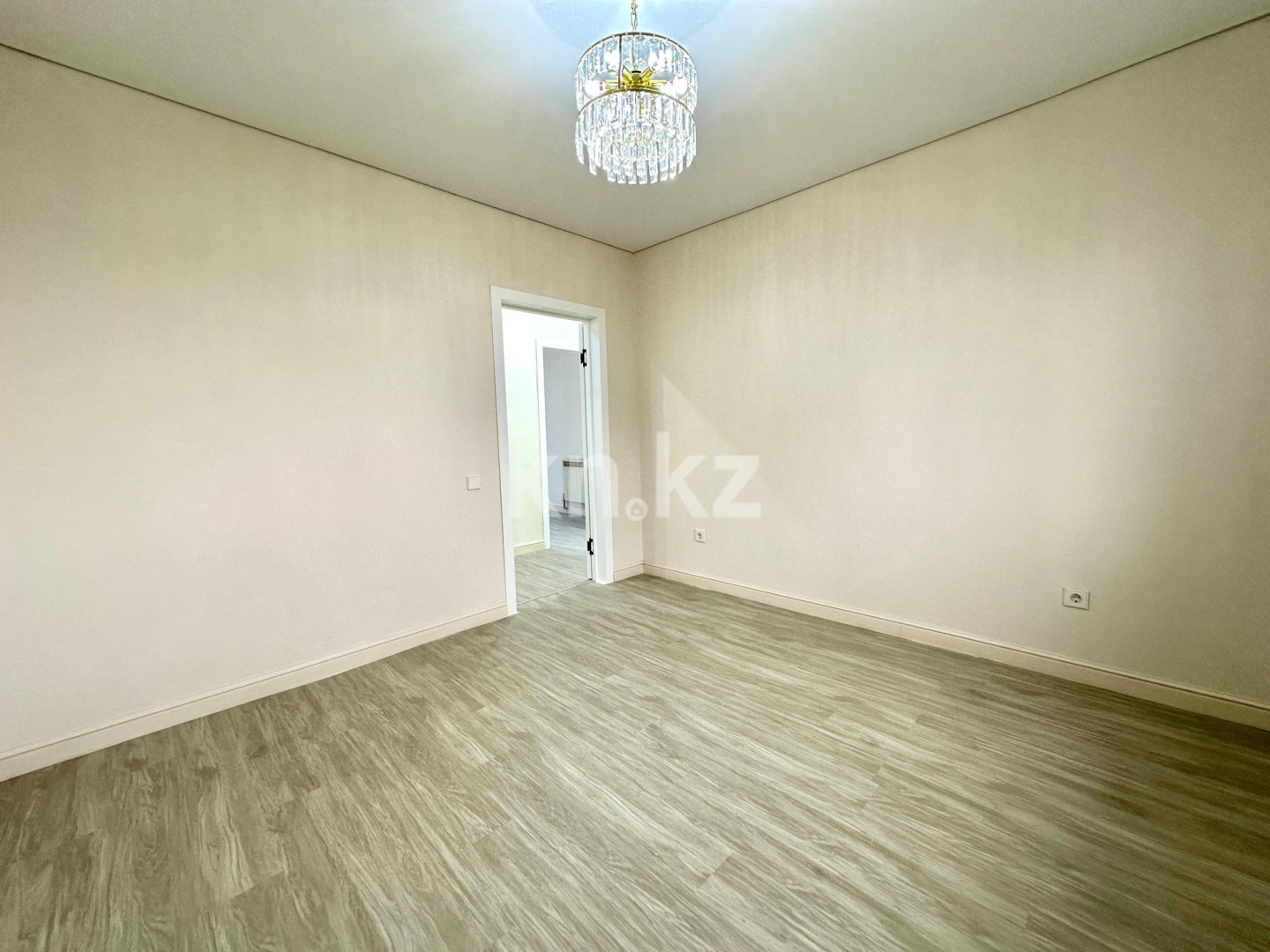 Продажа 5-комнатного дома, 190 м², ул. Енбек, дом  19 - Продажа домов, коттеджей в Алматы без посредников фото 10 из 32