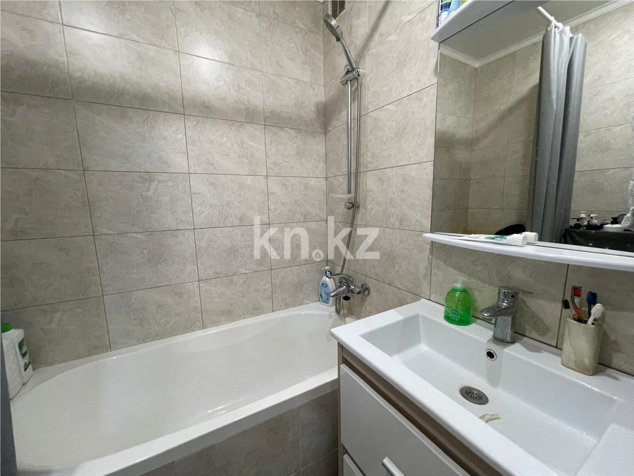 Продажа 4-комнатной квартиры, 81 м², мкр-н Степной-4 - Продажа  четырехкомнатных квартир в Караганде фото 14 из 18