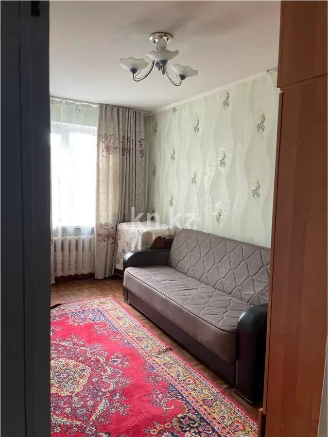 Продажа 3-комнатной квартиры, 60 м², мкр-н Аксай-2, дом  69 - Продажа  двухкомнатных, трехкомнатных квартир в Алматы без посредников с фото фото 1 из 5