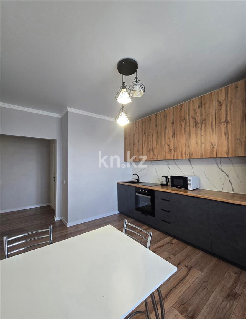 Продажа 2-комнатной квартиры, 68 м² - Продажа двухкомнатных квартир в Караганде - страница 2 фото 7 из 17