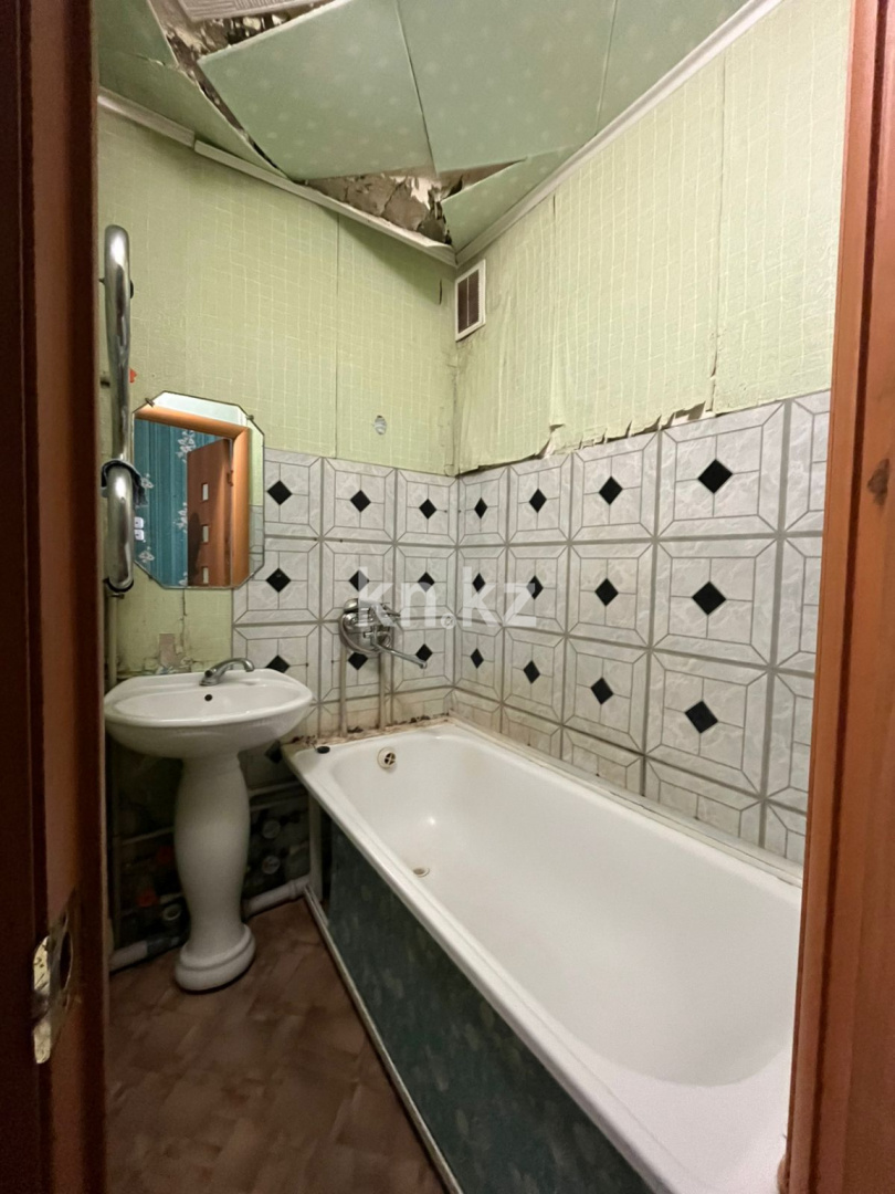 Продажа 1-комнатной квартиры, 29 м² - Продажа однокомнатных квартир в панельном доме в Темиртау - страница 5 фото 2 из 5