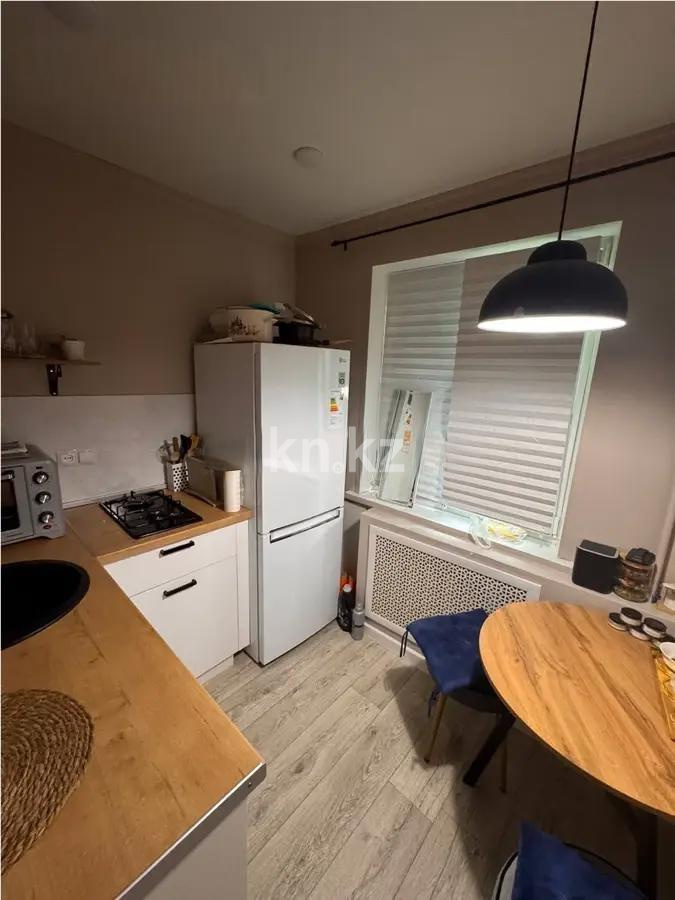 Продажа 1-комнатной квартиры, 33 м², мкр-н Аксай-2, дом  3 - Продажа квартир в Алматы фото 2 из 5