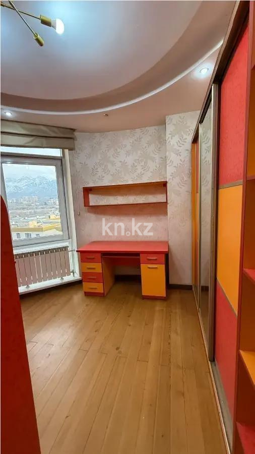 Продажа 4-комнатной квартиры, 118 м², ул. Сатпаева, дом  30/8 в Алматы - фото 3