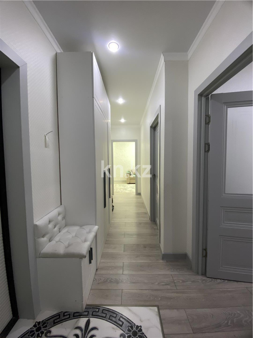 Продажа 2-комнатной квартиры, 60 м², пр. Тауелсыздык в Астане - фото 11