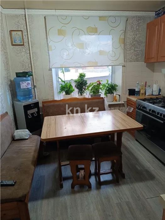 Продажа 3-комнатной квартиры, 65 м² - Продажа квартир от собственников в Караганде - страница 10 фото 4 из 5