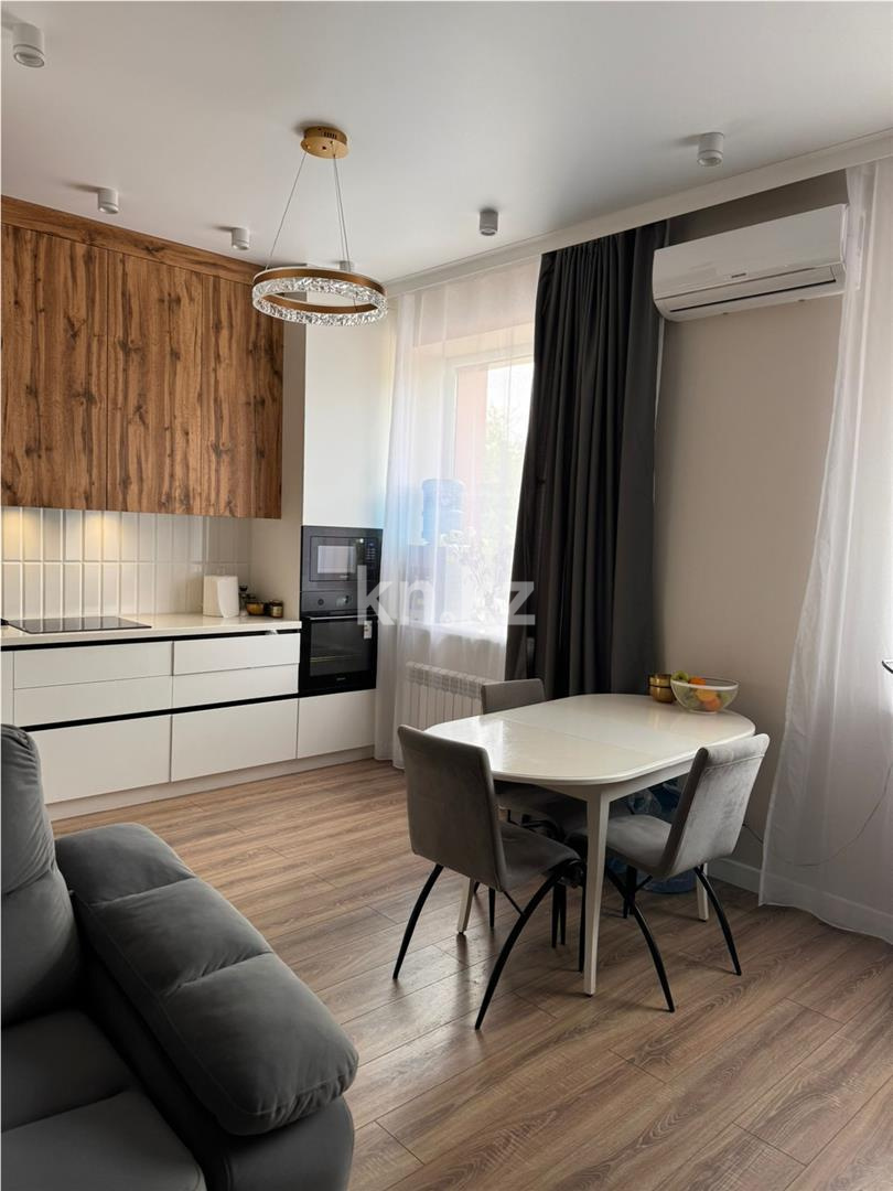 Продажа 3-комнатной квартиры, 75 м², ул. Жанибекова, дом  118 - Продажа квартир в Караганде фото 7 из 18