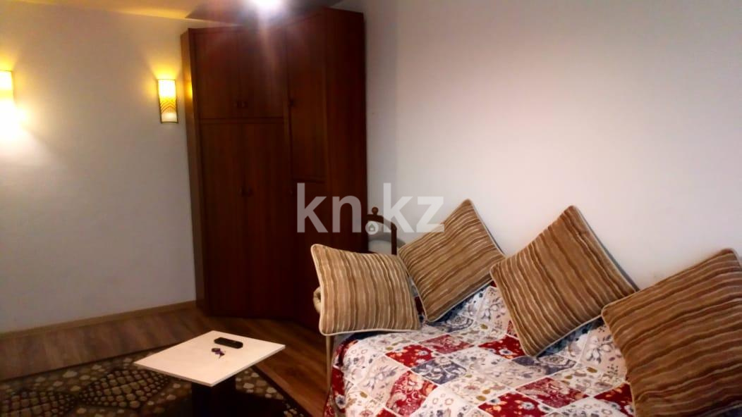 Аренда 2-комнатной квартиры посуточно, 45 м², ул. Басенова, дом  41 - ул. Розыбакиева - Аренда  двухкомнатных квартир посуточно в Алматы фото 3 из 9