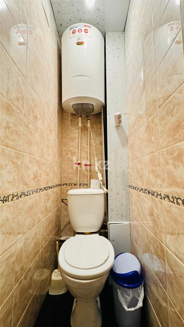 Продажа 3-комнатной квартиры, 48 м², мкр-н 17, дом  52 в Караганде - фото 11