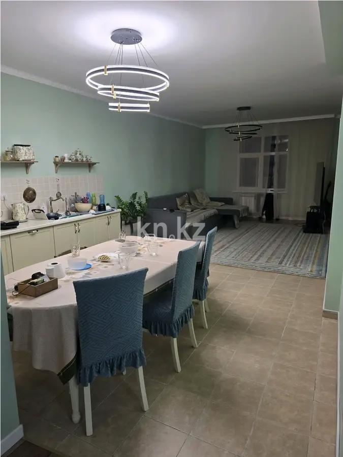 Продажа 4-комнатной квартиры, 128 м² в Астане