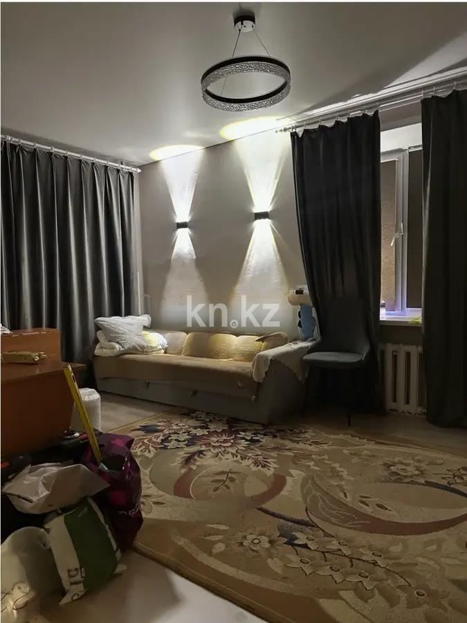 Продажа 1-комнатной квартиры, 32 м², пр. Назарбаева, дом  17а - Продажа квартир в Караганде фото 1 из 3