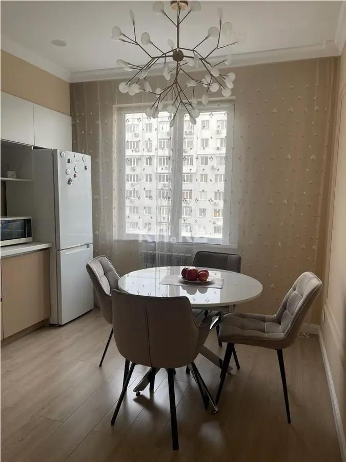 Продажа 2-комнатной квартиры, 76 м², ул. Макатаева, дом  131/1 в Алматы - фото 3