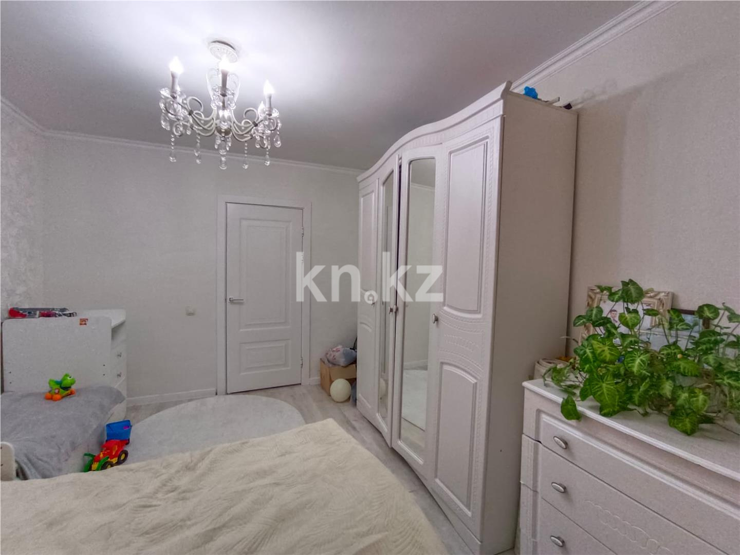 Продажа 4-комнатной квартиры, 86 м², ул. Методическая - Продажа квартир в Караганде фото 8 из 19