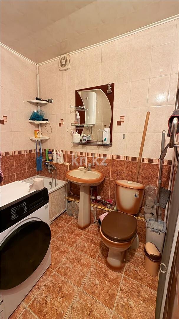 Продажа 3-комнатной квартиры, 57 м² в Караганде - фото 11