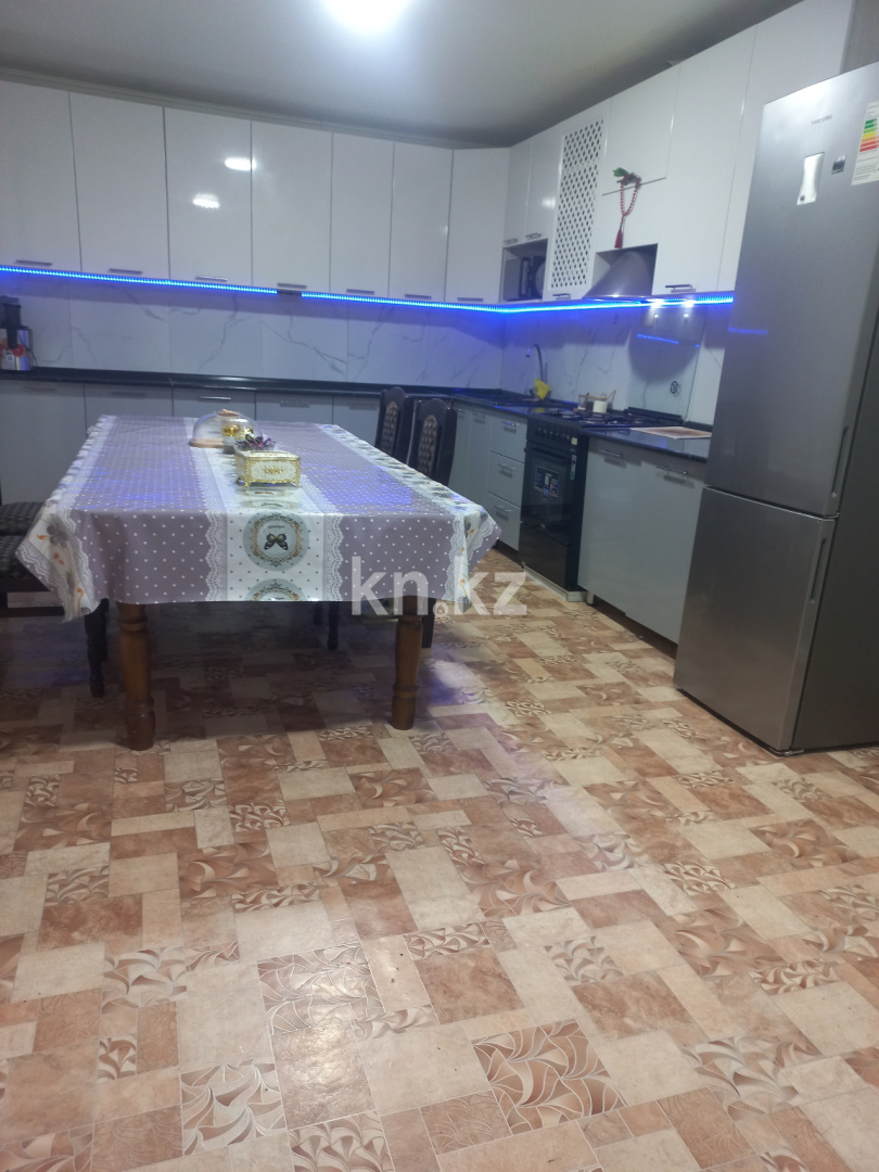 Продажа 5-комнатного дома, 150 м², ул. Коммуны - Продажа домов и коттеджей в Караганде без посредников фото 7 из 24