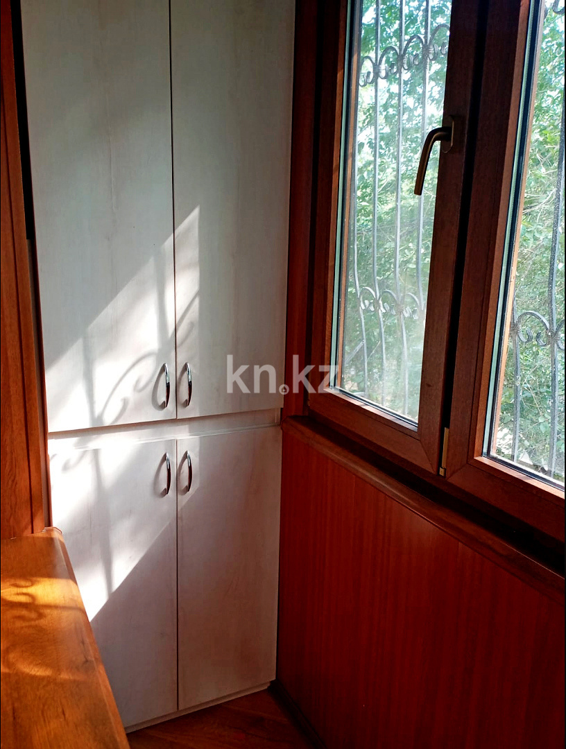 Продажа 2-комнатной квартиры, 43 м², мкр-н Аксай-2 в Алматы - фото 4