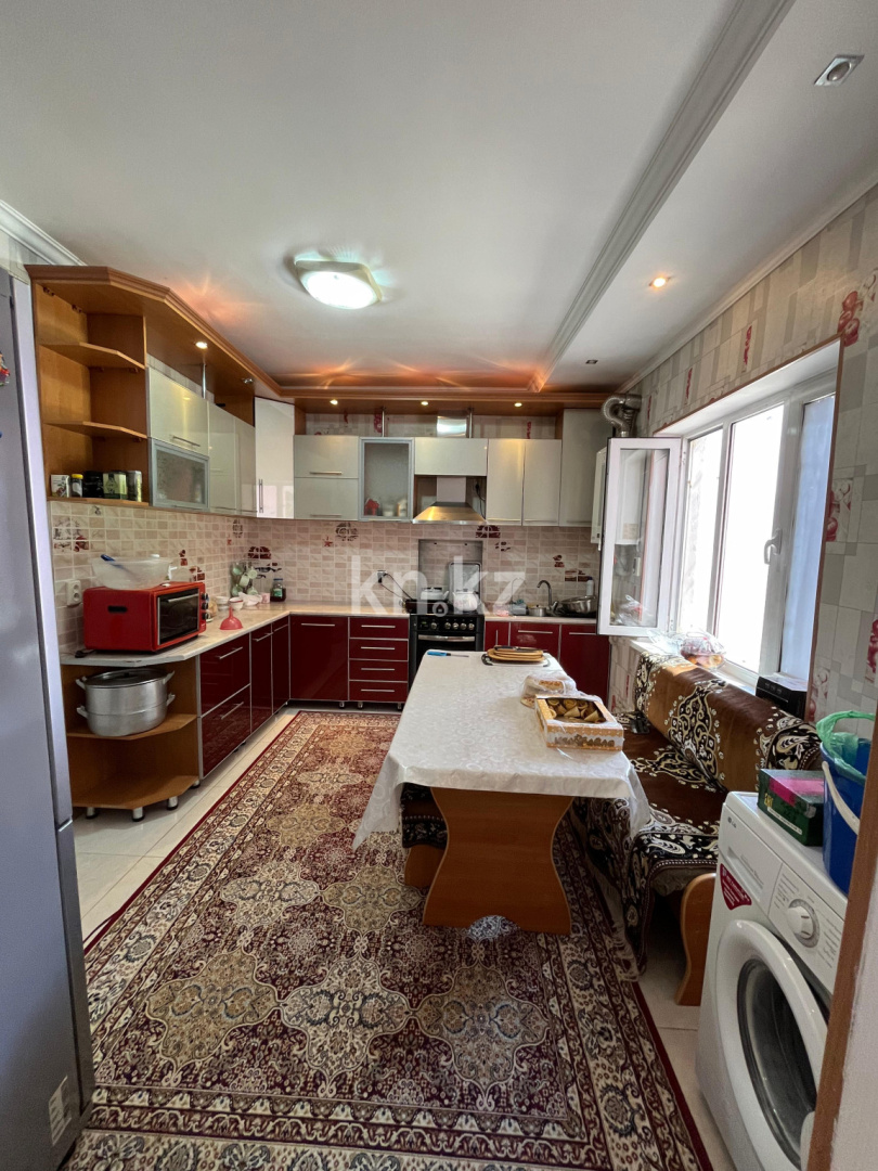 Продажа 5-комнатного дома, 210 м², ул. Молдабаева, дом  1111 - Продажа квартир в Шымкенте фото 5 из 24