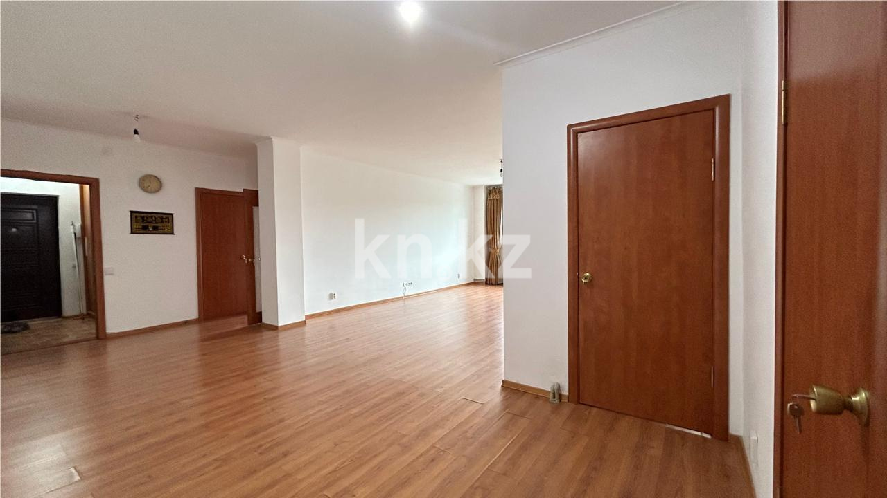 Продажа 3-комнатной квартиры, 118.3 м² в Астане - фото 28