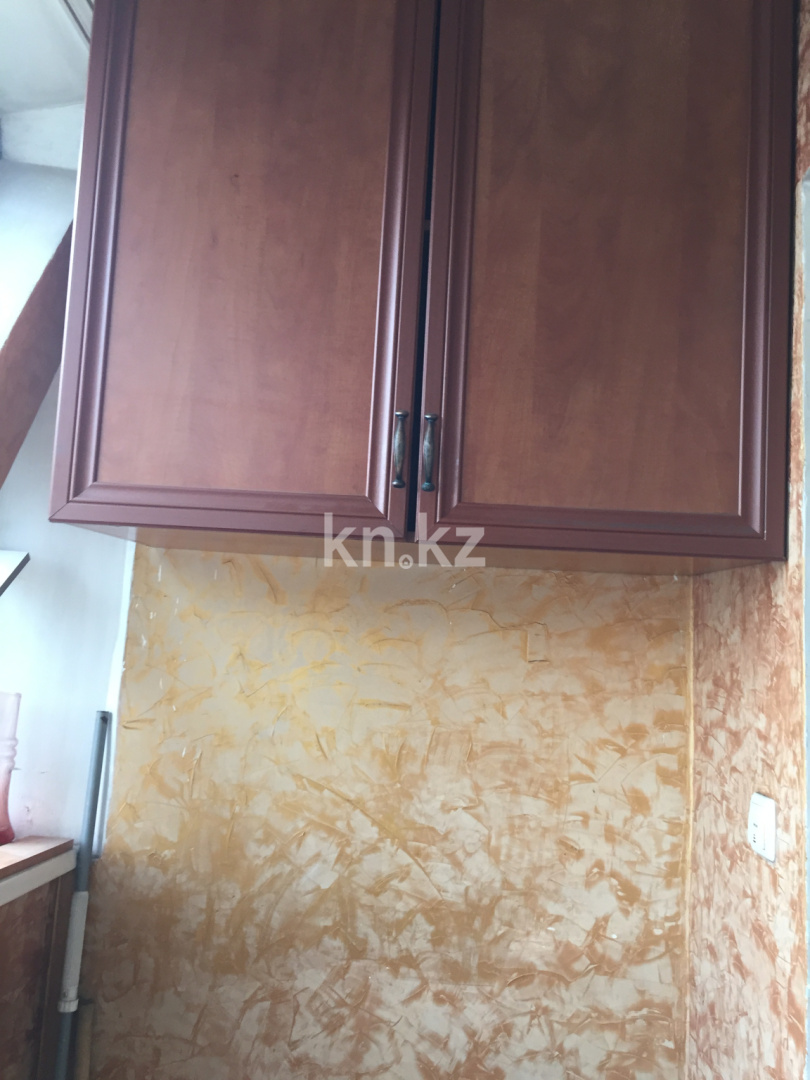 Аренда 3-комнатной квартиры, 75 м², мкр-н Аксай-1 - Аренда  трехкомнатных квартир помесячно в Алматы с фото фото 12 из 16