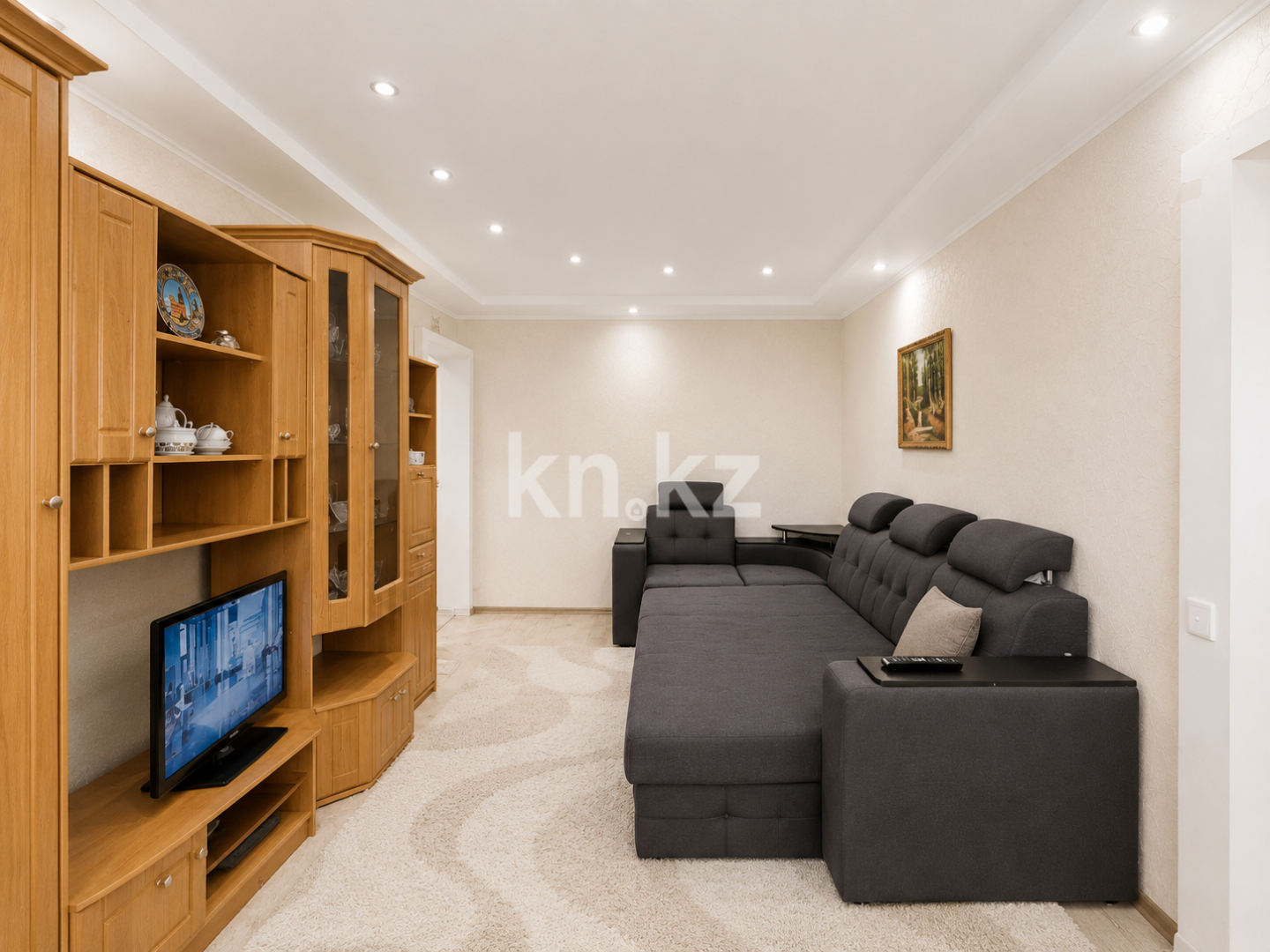 Продажа 3-комнатной квартиры, 61 м² - Продажа трехкомнатных квартир в панельном доме в Караганде фото 1 из 12
