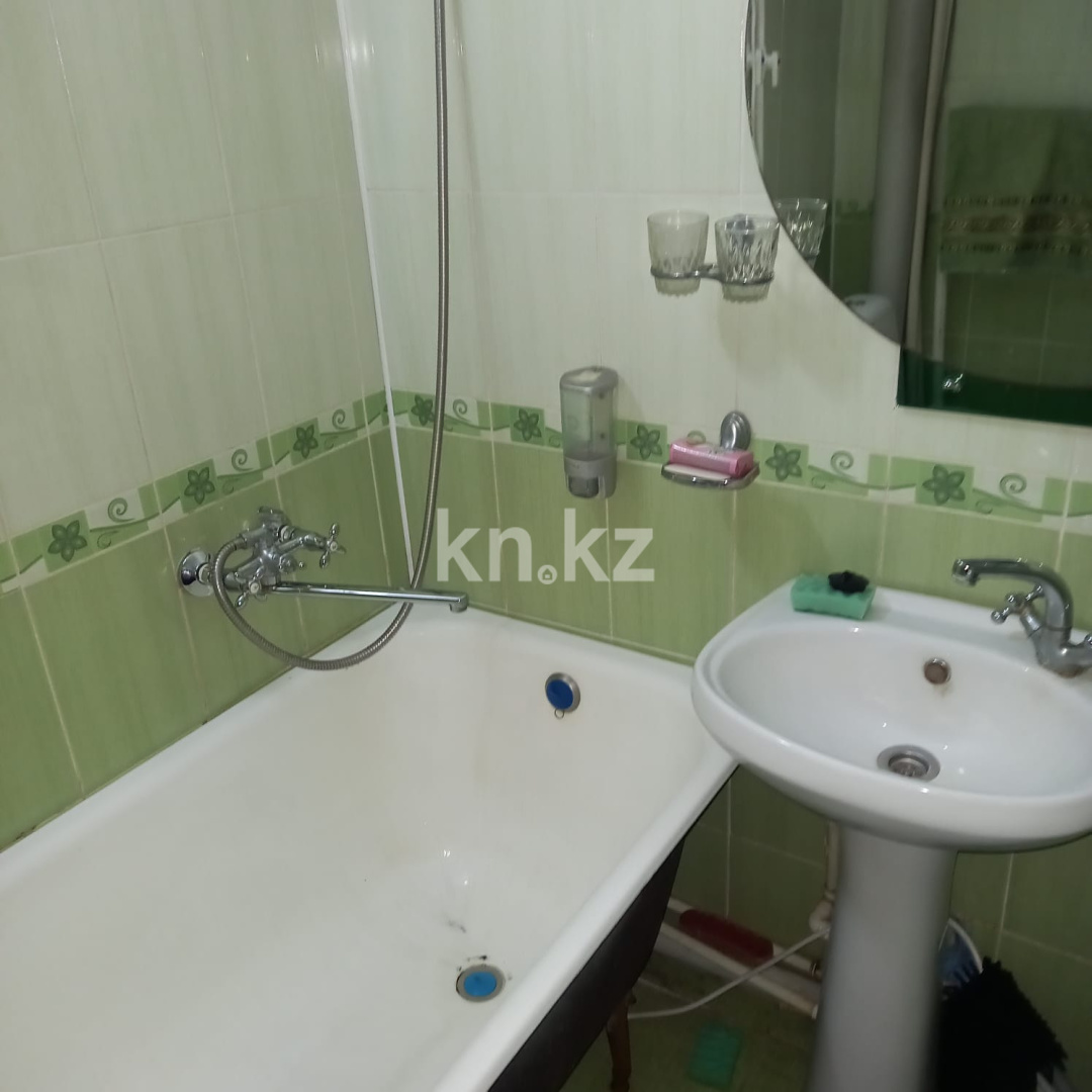 Продажа 1-комнатной квартиры, 36 м², ул. Аманжолова, дом  71а - Продажа  однокомнатных квартир в Караганде с фото фото 16 из 18