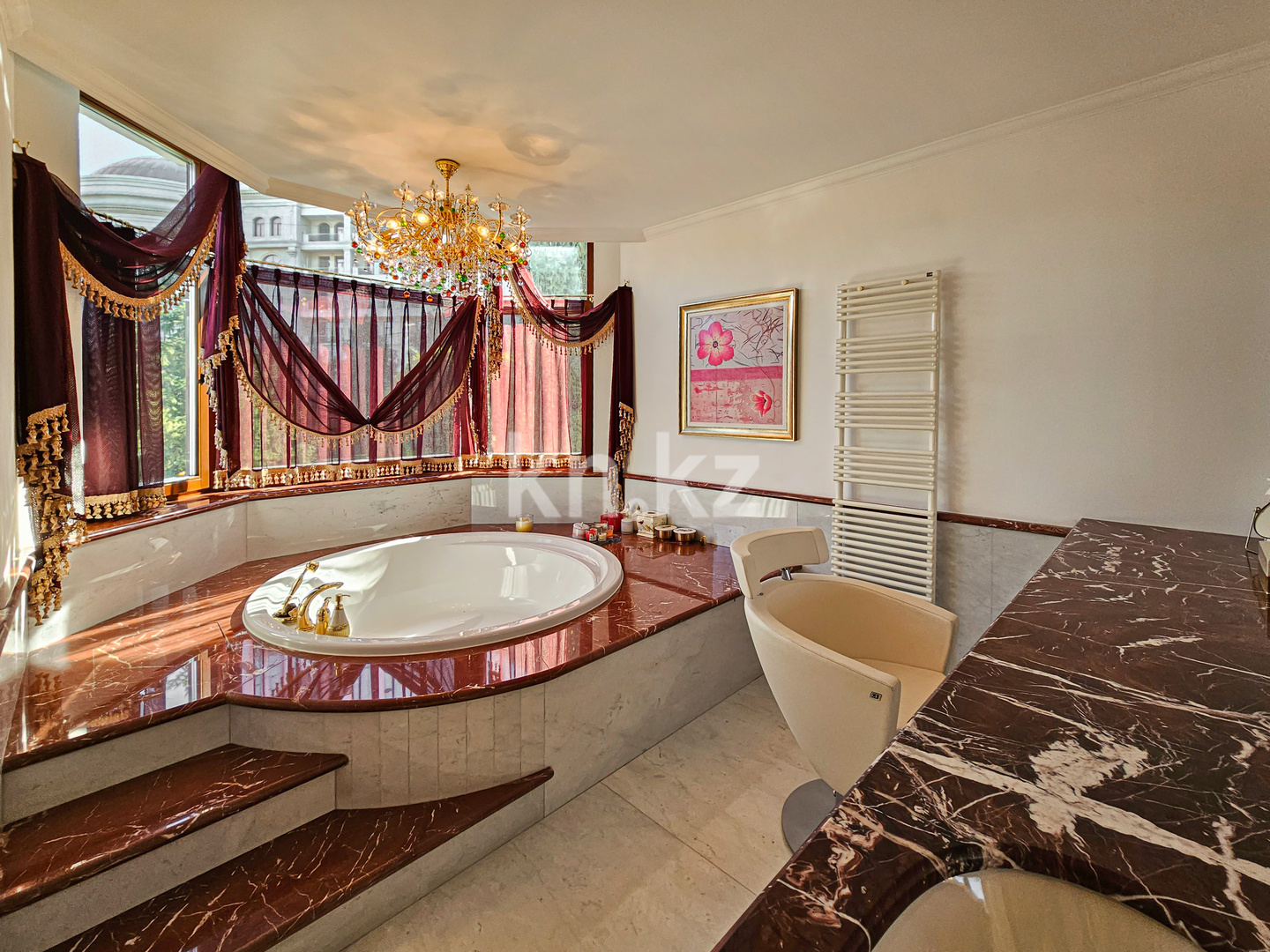 Аренда 6-комнатного дома, 540 м² - Аренда недвижимости в Алматы фото 27 из 40