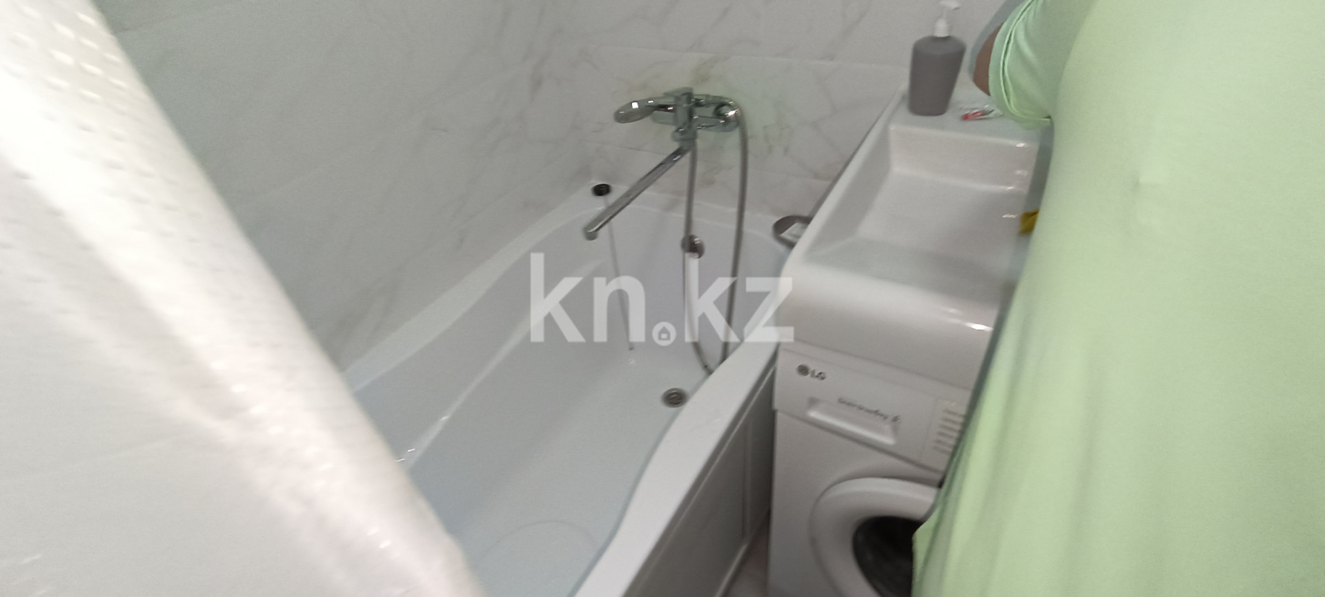 Аренда 1-комнатной квартиры посуточно, 40 м², ул. Абишева, дом  36 - пр. Райымбека - Продажа квартир в Алматы фото 6 из 14