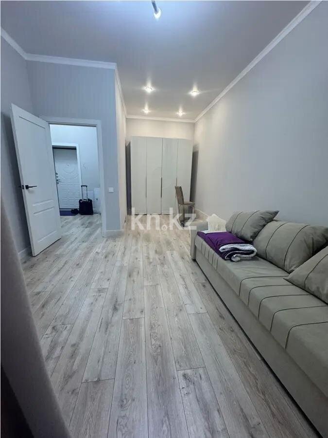 Продажа 1-комнатной квартиры, 40 м² в Астане